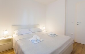 2 chambres, lit de bébé portatif, accès au Wi-Fi (inclus)