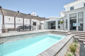 Outdoor pool - Sandbanks Villa (Yzerfontein)