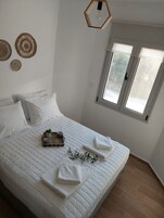 Dúplex familiar | 2 dormitorios, cortinas opacas, sistema de insonorización