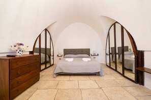 1 chambre, fer et planche Ă repasser, Wi-Fi, draps fournis