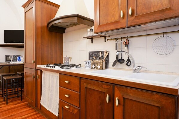 Micro-ondes, plaque de cuisson