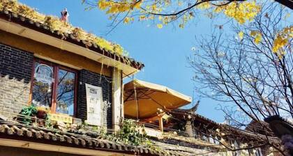 WanXin Inn (Lijiang Old Town Dayan Huaxiang Branch)
