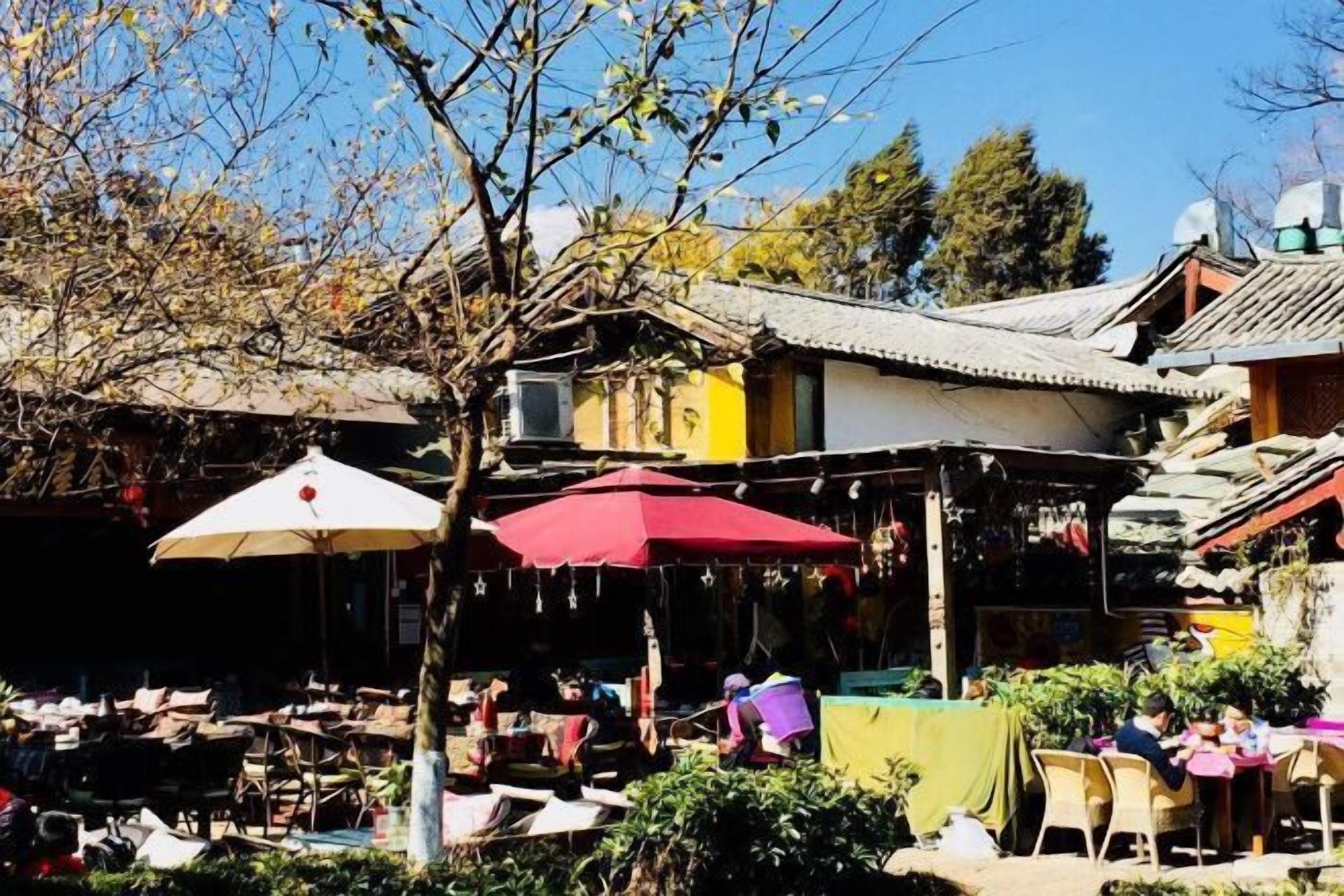 تناول الطعام بالخارج