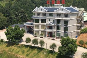 Ảnh chưa phân loại, 3 trong số 44 ảnh, nút