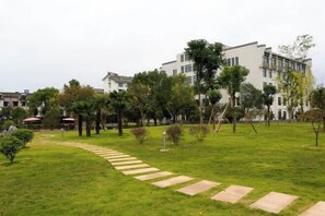 Property grounds - Anhui Petrochemical Training Center (Huangshan)