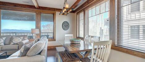 تناول الطعام