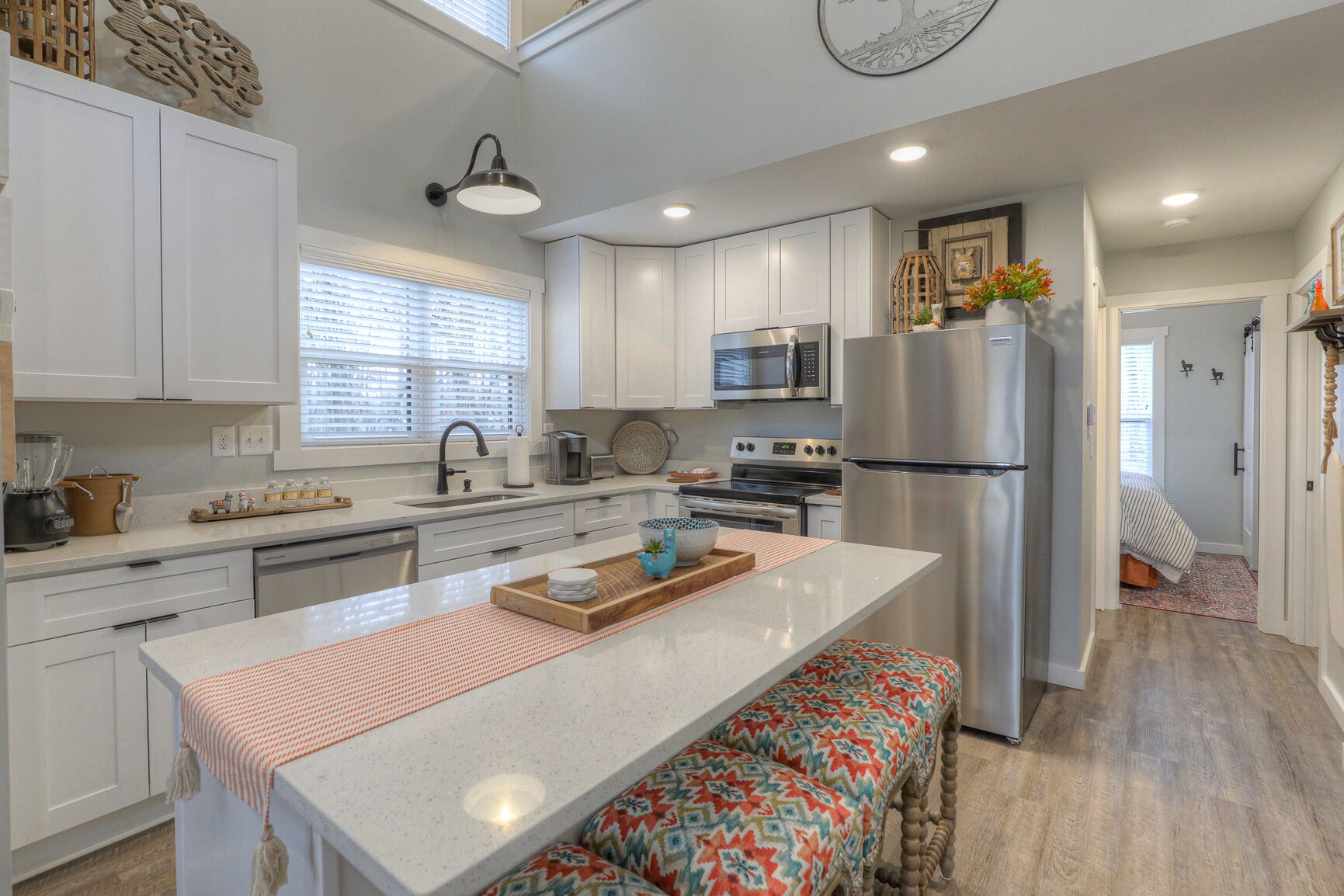 Microwave, oven, stovetop, coffee/tea maker