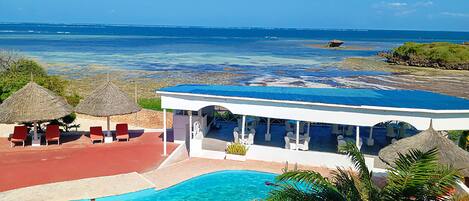 Deluxe-Doppelzimmer, 1 Schlafzimmer, Meerblick | Terrasse/Patio