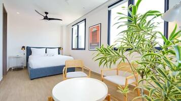 1 habitación, tabla de planchar con plancha, wifi y ropa de cama