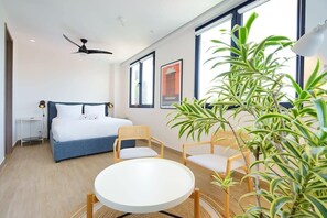 1 habitación, tabla de planchar con plancha, wifi y ropa de cama