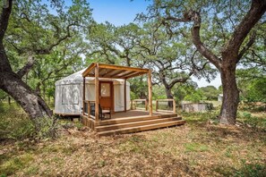 Exterior - OT 3515J Texas Yurt Haus Javelina (New Braunfels)