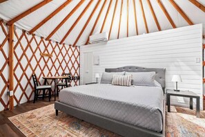 5 Schlafzimmer, Bügeleisen/Bügelbrett, kostenloses WLAN, Bettwäsche