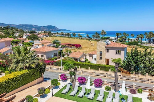 Villa Lara Latchi - Three Bedroom Villa, Sleeps 6