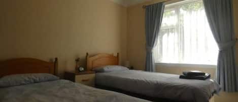 3 habitaciones, wifi y ropa de cama