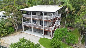 Exterior - Hibiscus Hideaway Valla Beach 4BR home w/ two verandahs (Valla Beach)