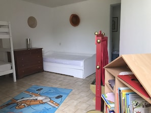 2 camere, ferro/asse da stiro, Wi-Fi gratuito, lenzuola