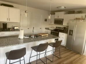 Fridge, microwave, oven, stovetop - Brand New home close to downtown High Point (High Point)