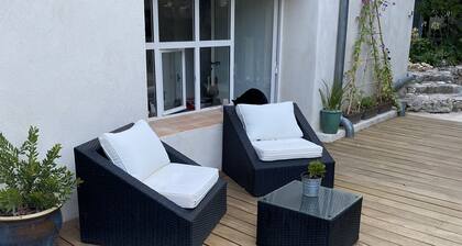 Calm, serenity and comfort 10 minutes from Cassis - Heated swimming pool