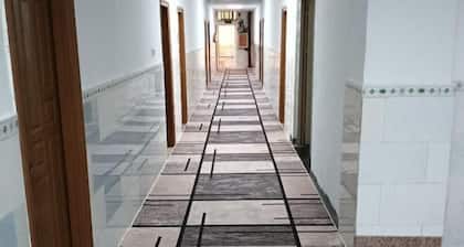 Yuxing Hostel