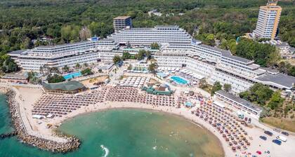 Phoenicia Blue View