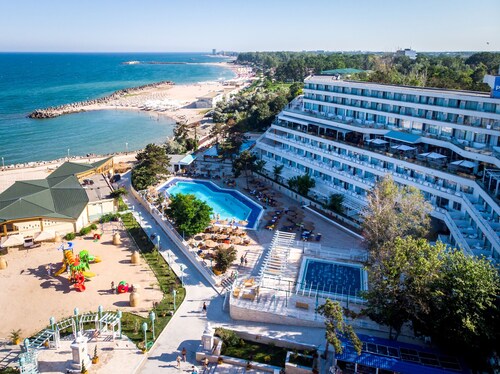 Phoenicia Blue View