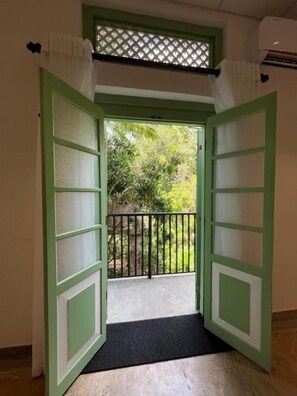 Deluxe Double Room with Balcony Garden View | Balcony view