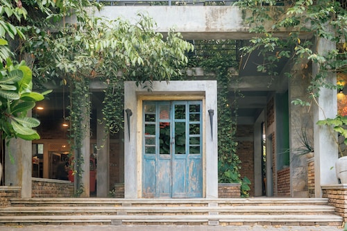 Ceylon Kingsmen Garden Hotel