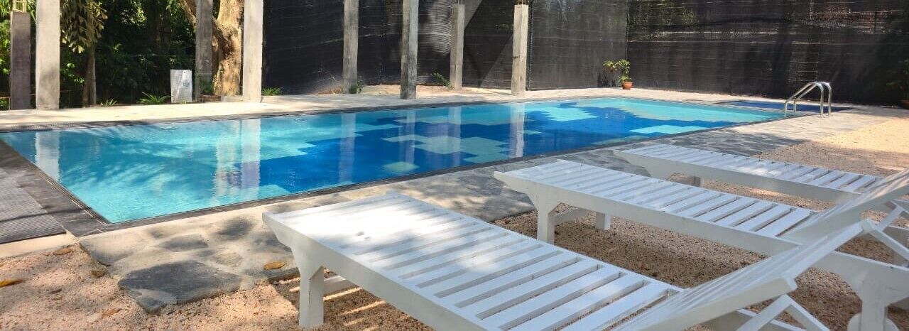 Hồ bơi ngoài trời 