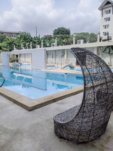 Penthouse with Home Office and Parking