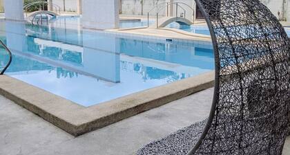 Penthouse with Home Office and Parking