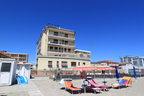 Front of property - Tre Stelle apartments (Comacchio)