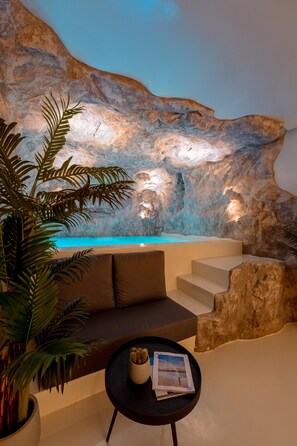 Couples treatment room(s), body treatments, aromatherapy - Ftelia Black Villas (Mykonos)