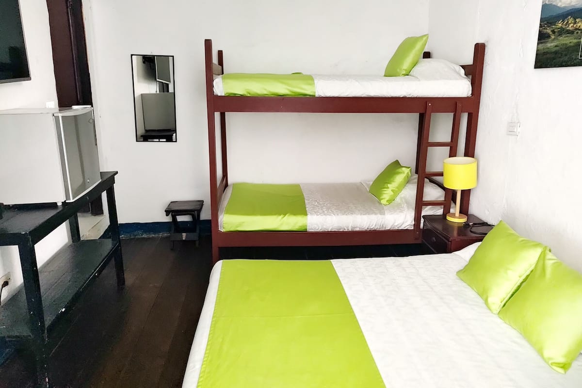 Chambre Classique | Coin séjour