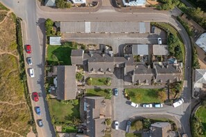 Exterior - Beachfront Architect-Designed Home with Parking (Braunton)