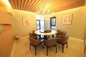 Restaurant - Home Stay in Drizzle (Pan'an)