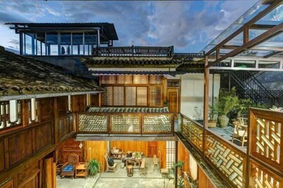 Qimengwu Yuanwei Hostel
