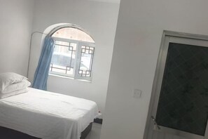 Room - Guo's Farmhouse (Pianguan)
