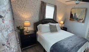 3 habitaciones, escritorio, tabla de planchar con plancha y wifi gratis 