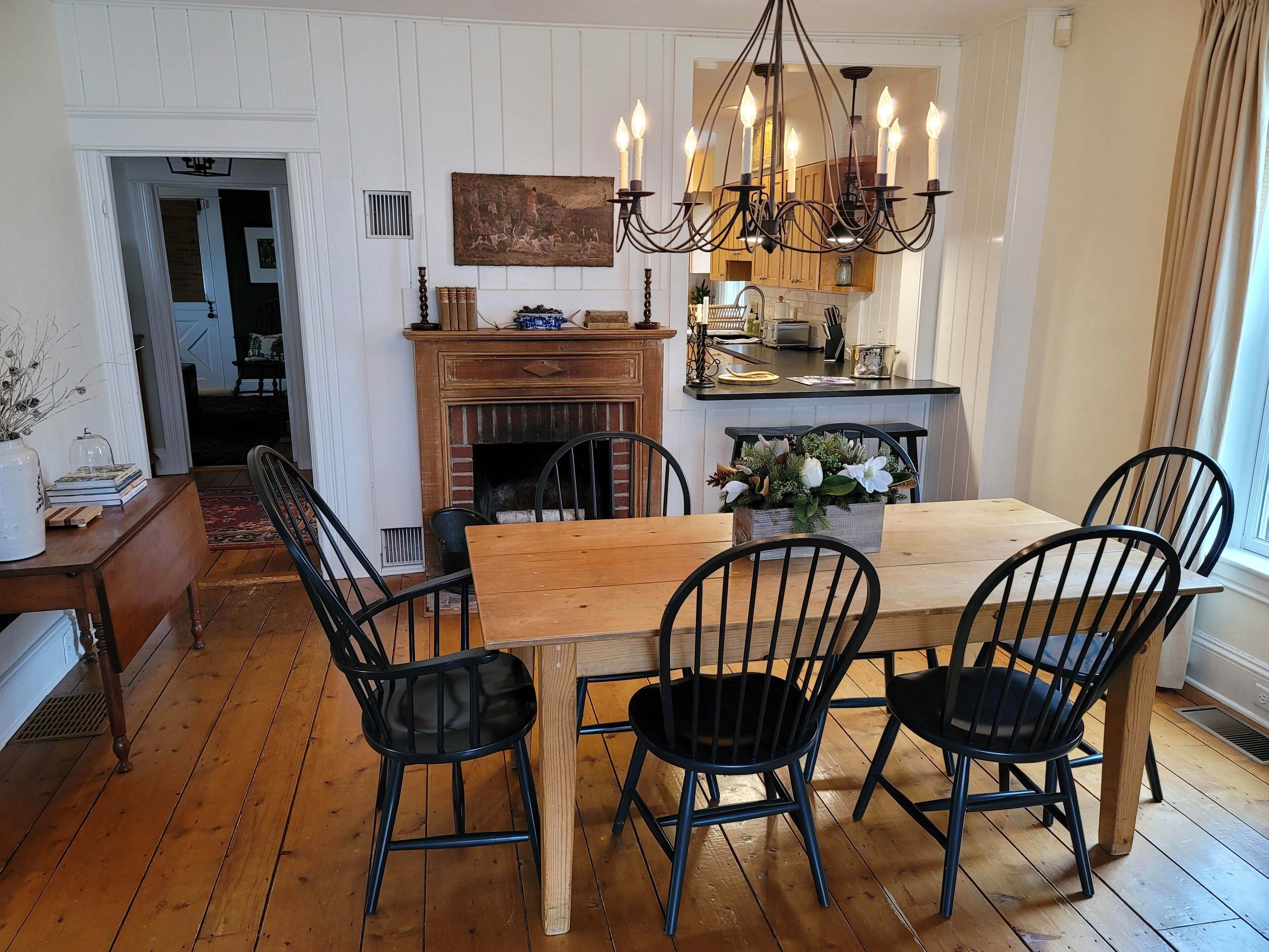 Beautifully restored Cottage on the Green in Dorset, Vermont