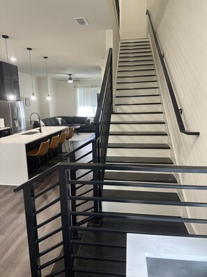 Living area - 3-Story Townhome, 5-Min Walk to Tyler's Downtown Nightlife! (Tyler)