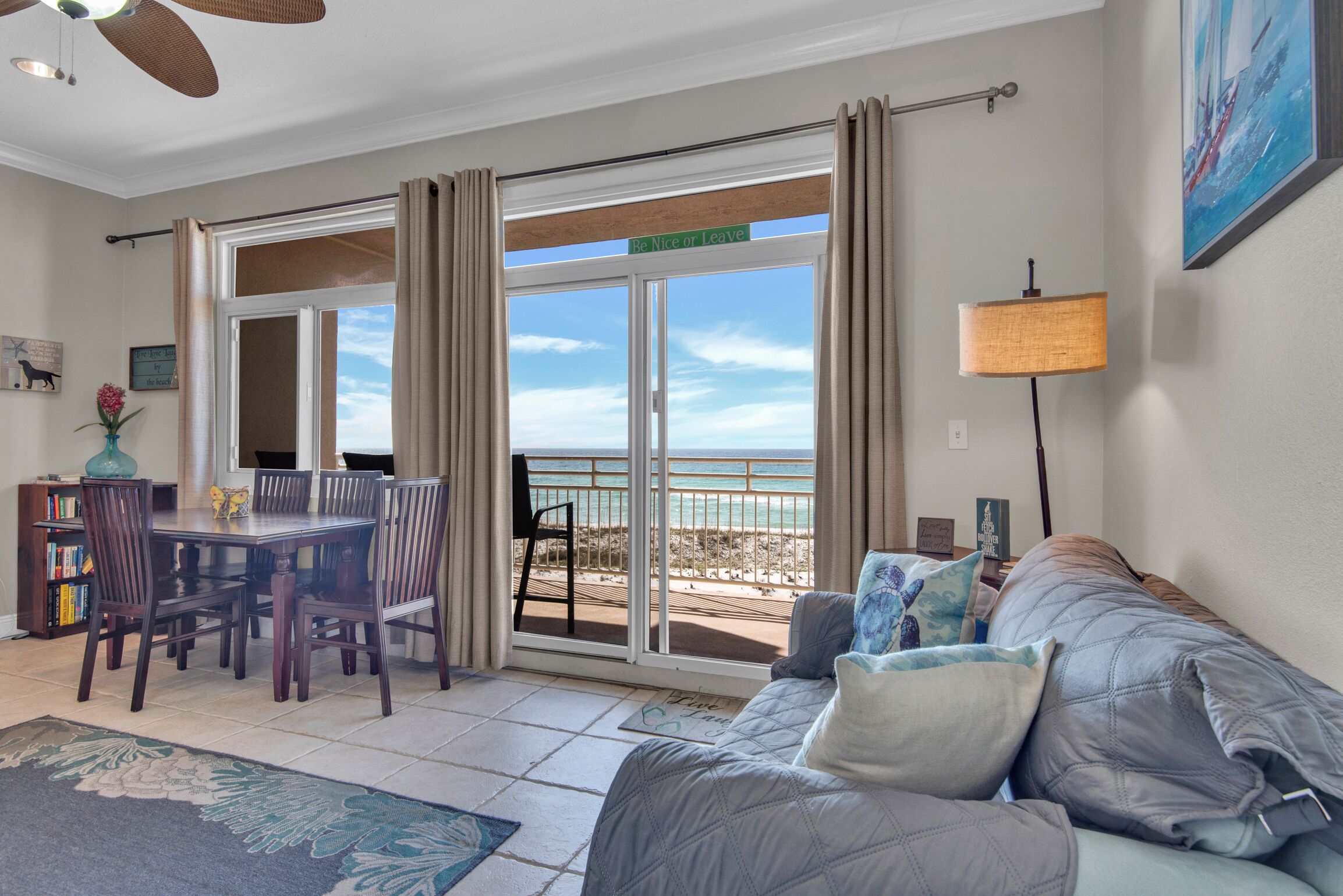 ☀️BeachFront-Steps2Gulf-Two Balconies-2 levels-3BR Seahorse I