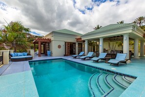 Piscine extérieure