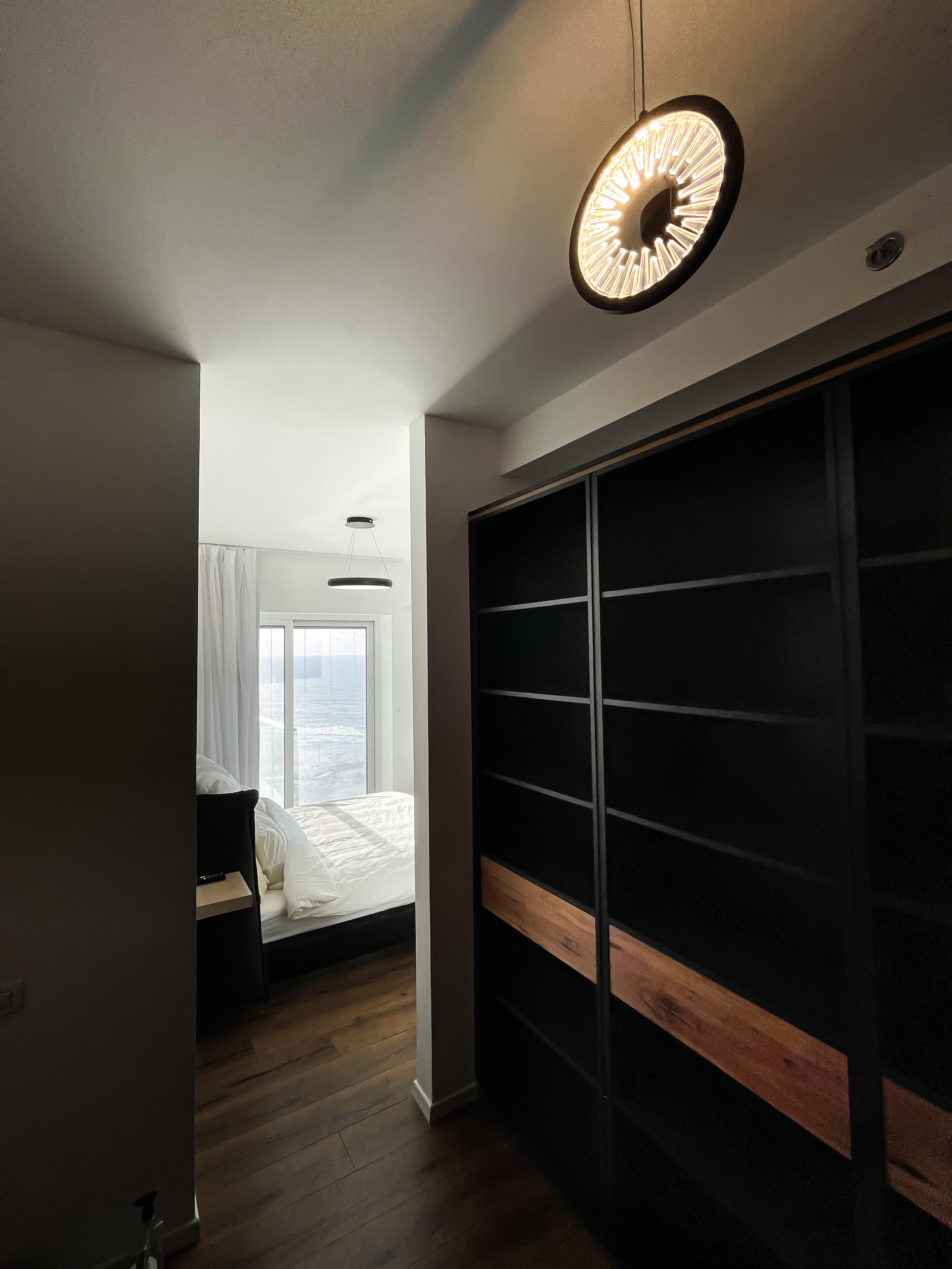 4 soverom, skrivebord, strykejern/-brett og wi-fi (inkludert)