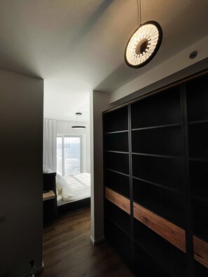 4 soverom, skrivebord, strykejern/-brett og wi-fi (inkludert)