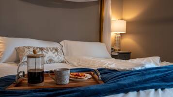 1 habitación, tabla de planchar con plancha, wifi gratis y ropa de cama