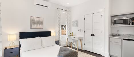 1 bedroom, iron/ironing board, WiFi