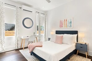 1 habitación, tabla de planchar con plancha, wifi y ropa de cama 