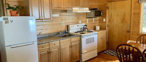 Classic Cabin, Kitchen | Private kitchen
