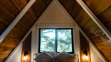 Chalet | 1 bedroom, blackout curtains, free WiFi, bed sheets