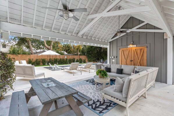 Outdoor dining